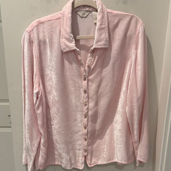 J. Jill Soft Pink Rayon Velvet Button Down Blouse size Large - Picture 1 of 13